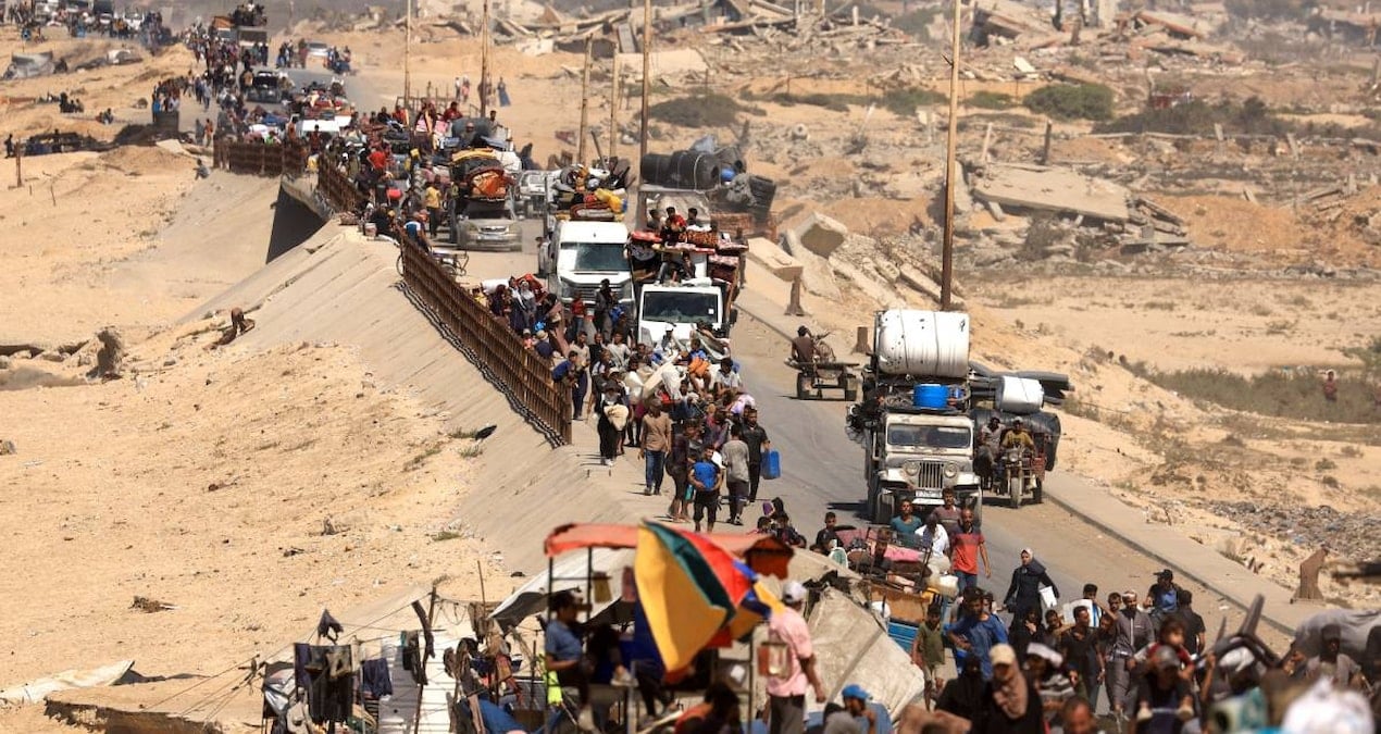 israil gazzede ilerlemeye devam ediyor 900 bin kisi her gun bombalardan kaciyor ijhTRX5p
