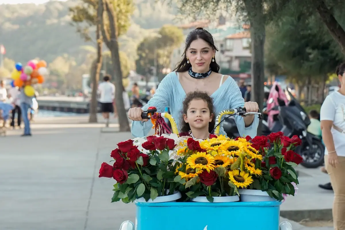 cemre baysel guller ve gunahlarda zeynep karakteriyle parliyor 2nLrK1Zh.jpg