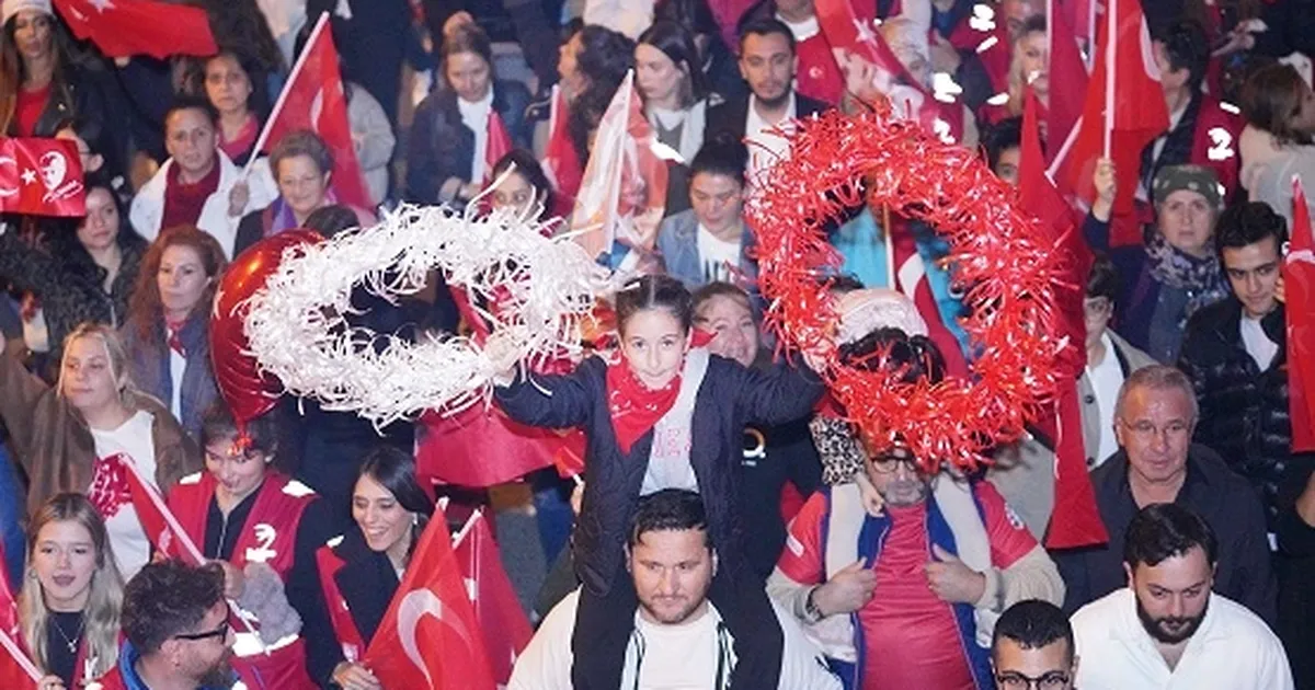 İstanbul Beylikdüzü’nde Cumhuriyet coşkusu istanbul beylikduzunde cumhuriyet coskusu JQhF2Wte.webp