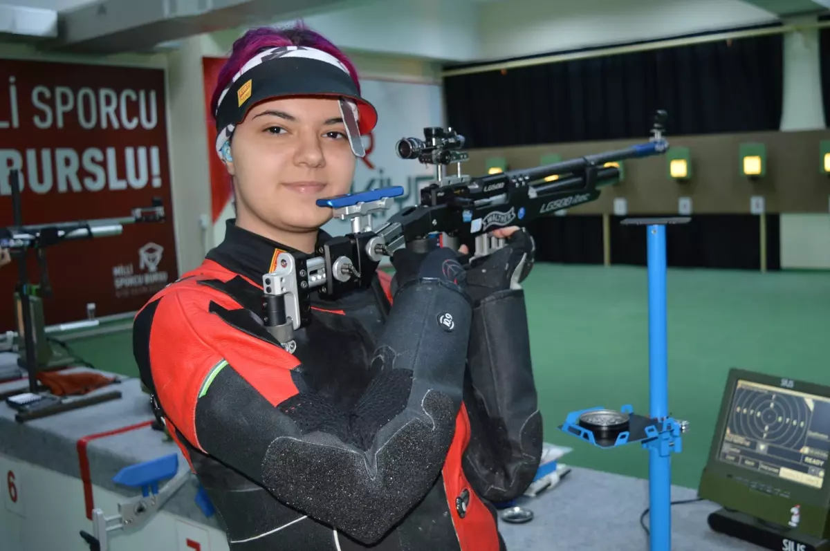 rekortmen kiz elif berfin altun dunya sampiyonasi icin hazirlaniyor KmavzrOI