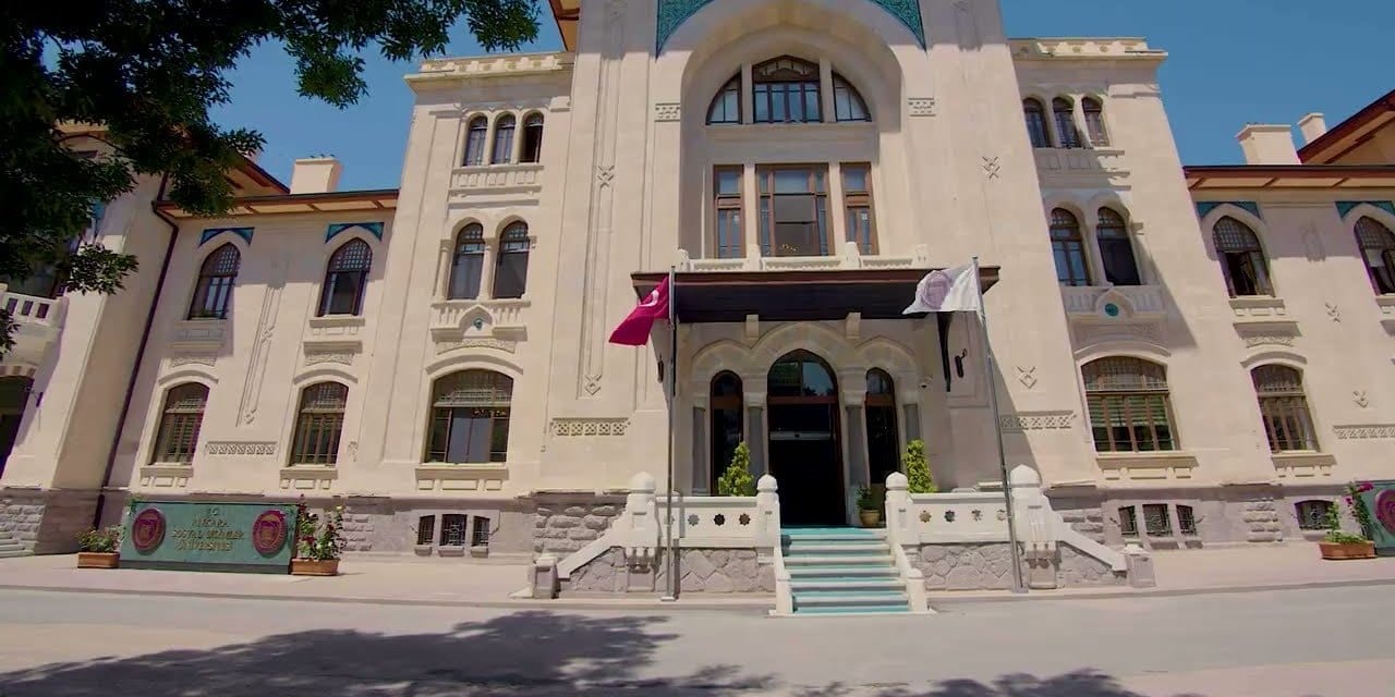 ankaradaki patlamanin altindan yangin sondurme sistemi cikti 6 kisi hastanelik oldu 1XgzNnG3.jpg