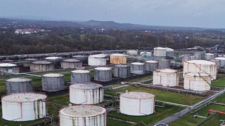 japonya-rezervlerinden-20-gunluk-petrolu-piyasaya-suruyor-4LnKp39M