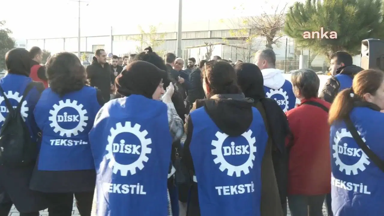 TYH Tekstil İşçileri Maaşlarını Alamıyor: ‘Zor Durumdayız, Yüzüklerimizi Satıyoruz’