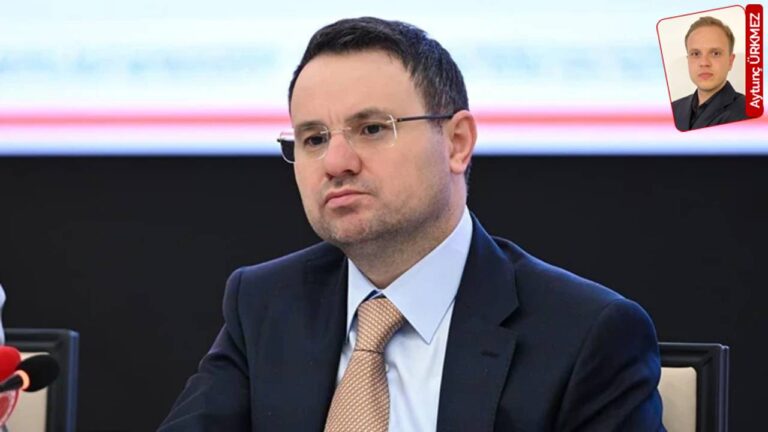 adalet-bakanligi-ve-bakan-gurlekin-eylemleri-hukuk-sistemini-tartisma-konusu-yapti-jIBXgUbL