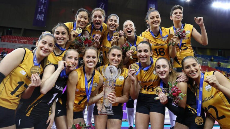 vakifbank-yedinci-kez-avrupanin-en-buyugu-EV1t4Tph