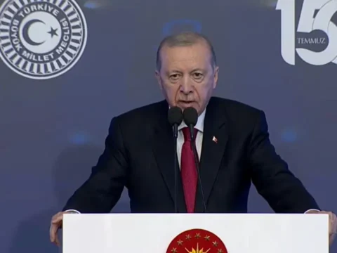 Erdogandan mecliste 15 temmuz konusmasi en buyuk kazanim cumhurbaskanligi huk met sistemi oldu KqXLOM5S